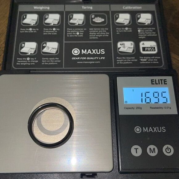 Tungsten black wedding band - Picture 4 of 4